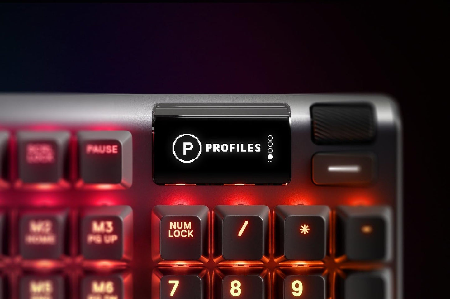 SteelSeries Apex 5 Hybrid Mechanical USB Gaming Keyboard Per-Key RGB Illumination Aircraft Grade Aluminum Alloy Frame OLED Smart Display (Hybrid Blue Switch)