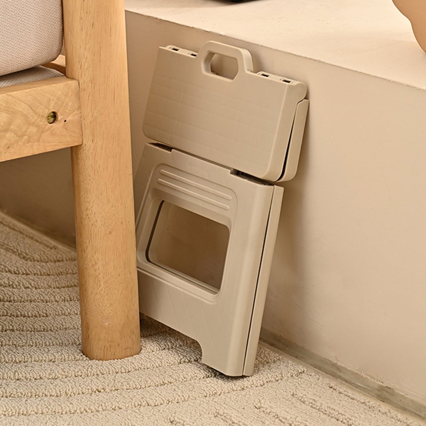 FAMTKT Camping Stool, Portable Folding Stool Lightweight Stool Seat for Camping Fishing Hiking Gardening Outdoor Walking Backpacking Travelling and Beach Small Stool